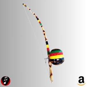 comprar berimbau tocando com estilo