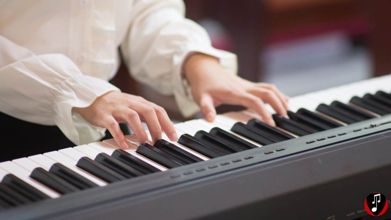 tocando com estilo curso de teclado online